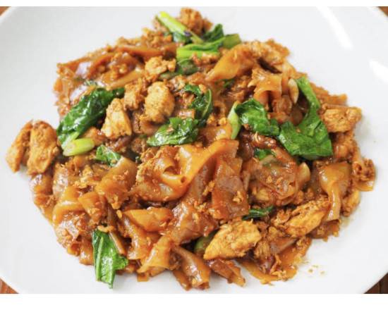 Pad See Ew  (Soy noodles)