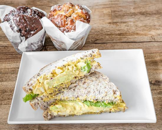 Curried Eggs and Lettuce Sandwich