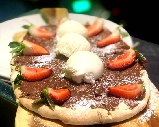 Nutella Pizza
