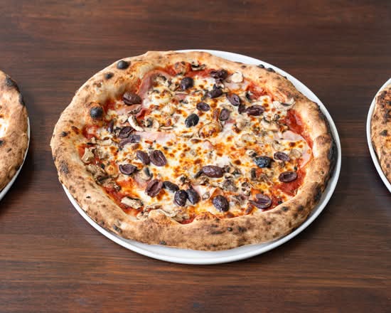 Capriciossa Pizza