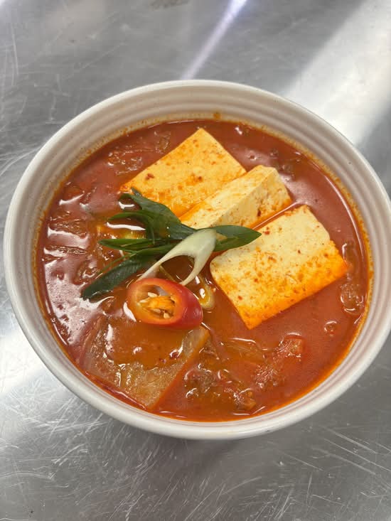 Kimchi Jjigae