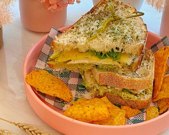 Chicken Avocado Sandwich