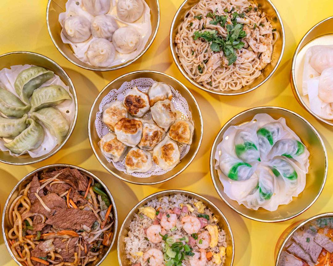 Smiling Dumplings & Noodles Robina cover