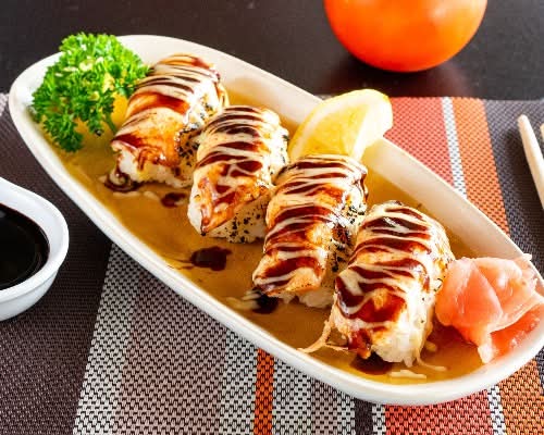 115. Grilled Salmon Nigiri (4pcs)