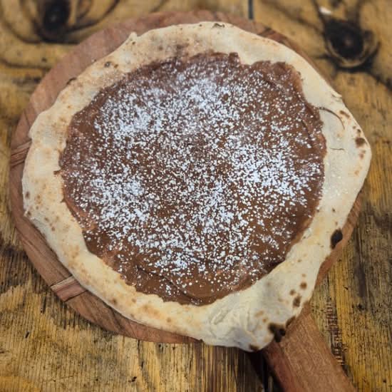 Nutella Pizza
