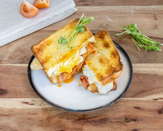 Cheesy Bacon and Egg Toastie