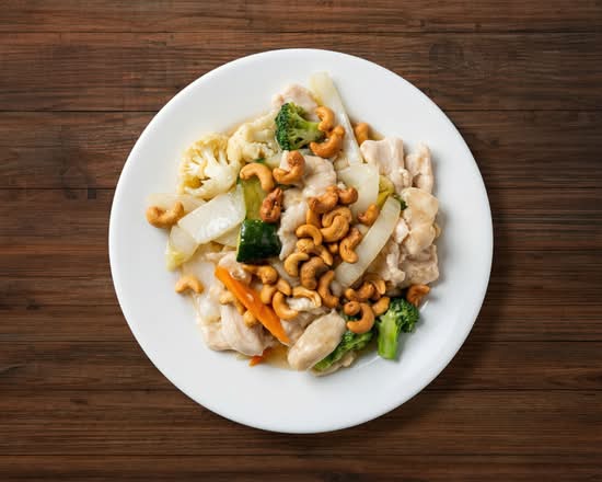 Chicken with Cashew Nuts