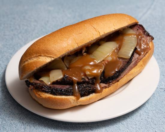 Roast Beef Roll (  With onion and gravy. Available after 9am Monday to Friday.)