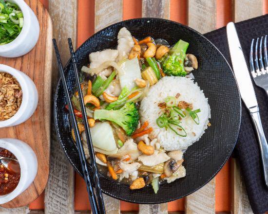 Cashew Chicken Rice