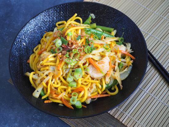 Satay Chicken Noodles