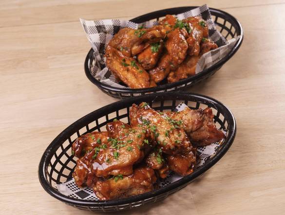 6 Traditional Chicken Wings