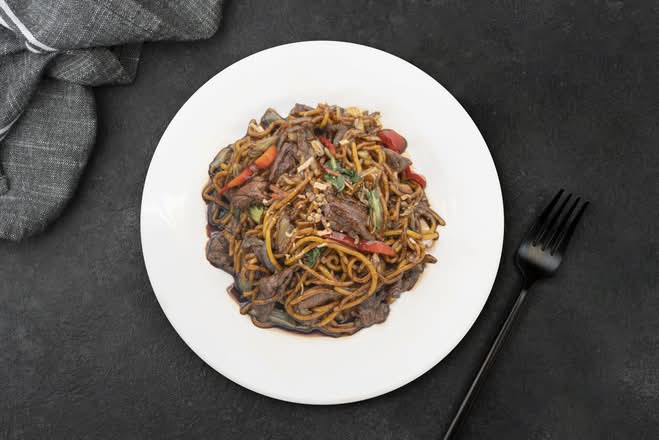 Black Bean Beef Noodles
