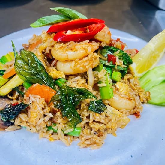 Chilli Basil Fried Rice