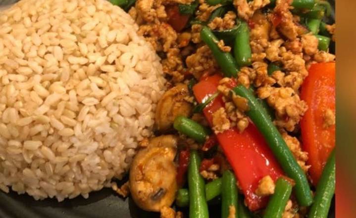 Chilli Basil Chicken Minced