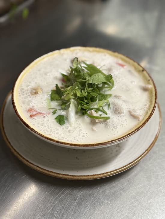 Tom Kha