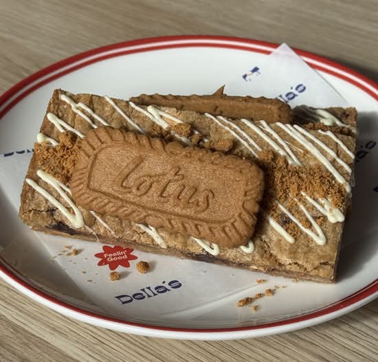 Biscoff Blondie