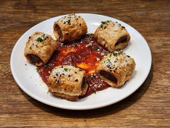 Pork & Fennel Sausage Rolls