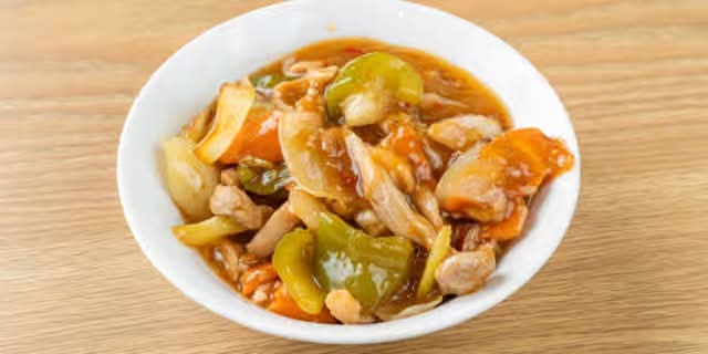 Stir Fried Chicken with Chilli and Lemongrass