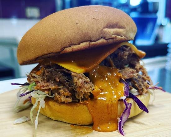 Spicy Pulled Pork with Chipotle Barbecue Burger