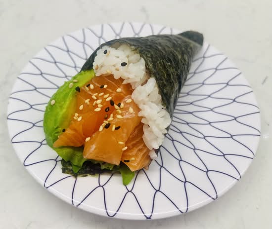 Hand Roll Salmon (A)