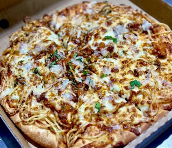 Spaghetti Bolognese Gourmet Pizza