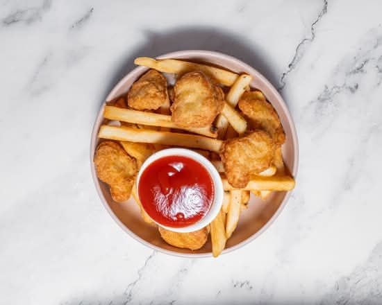 Chicken Nuggets and Chips