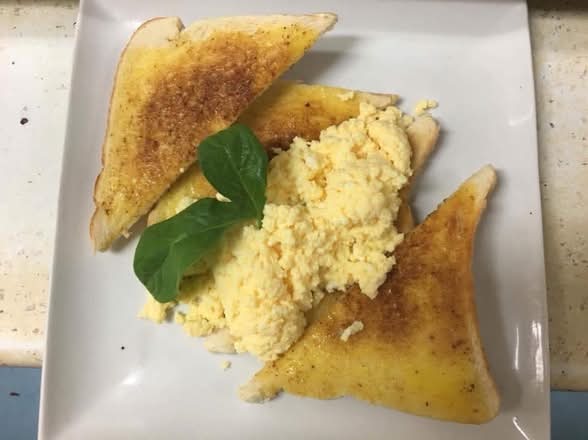 Eggs on Toast (GF)