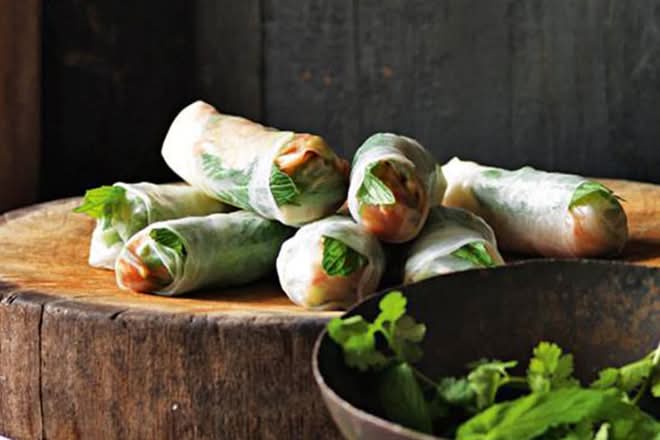 Teriyaki Chicken Cold Rolls (Rice Paper Rolls)