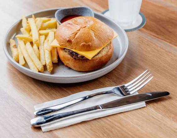 Kids Cheeseburger
