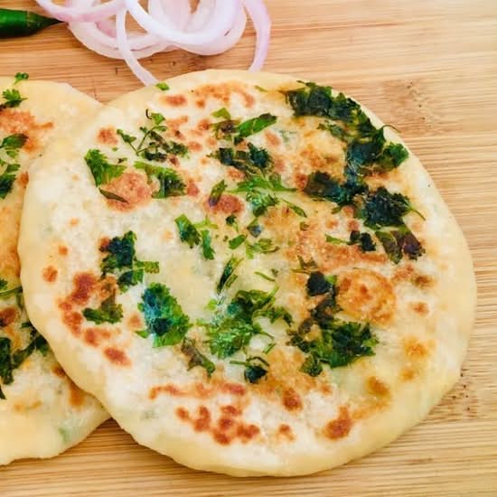 Aloo Paneer Kulcha