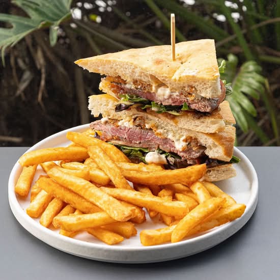 STEAK SANDWICH