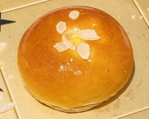 Custard Bun