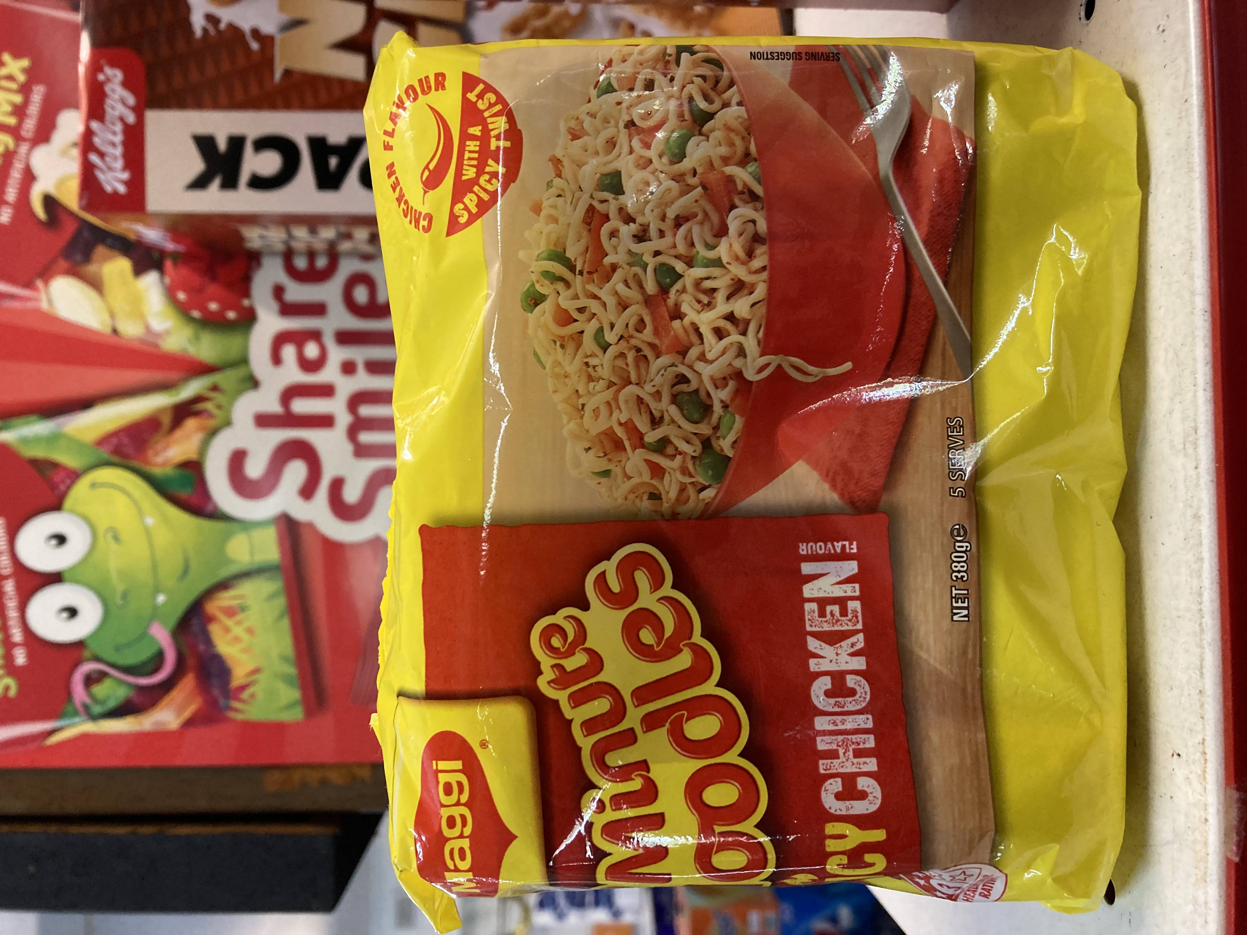 MAGGI SPICY CHICKEN NOODLES