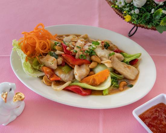 Chicken Cashew Nut and Vegetables
