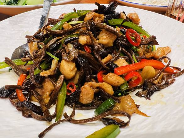 Tea Tree Mushroom Chicken