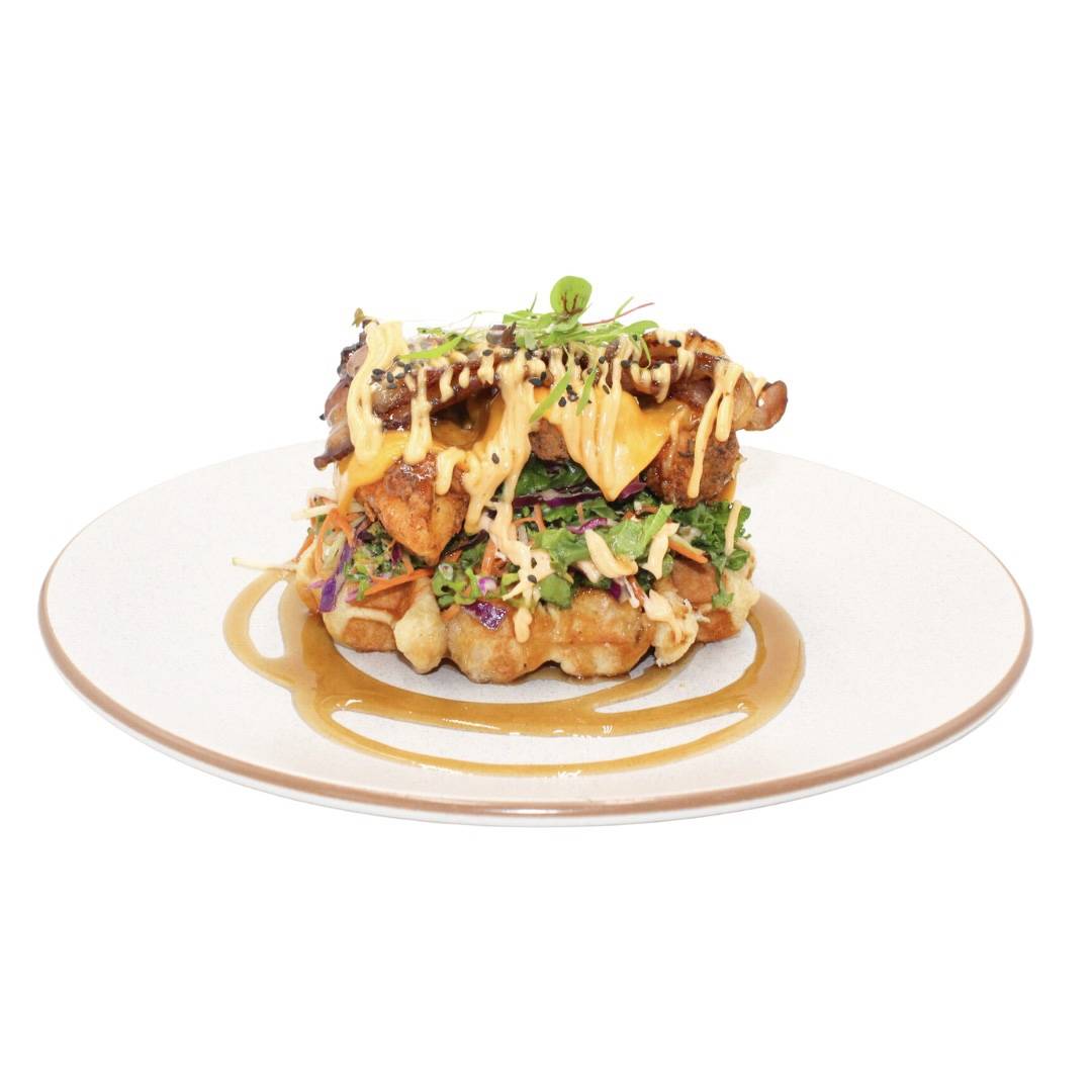 CHICKEN & WAFFLES