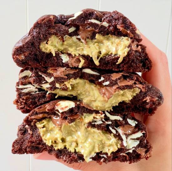 "sweet splits" Dubai Pistachio