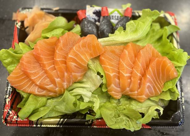Salmon sashimi