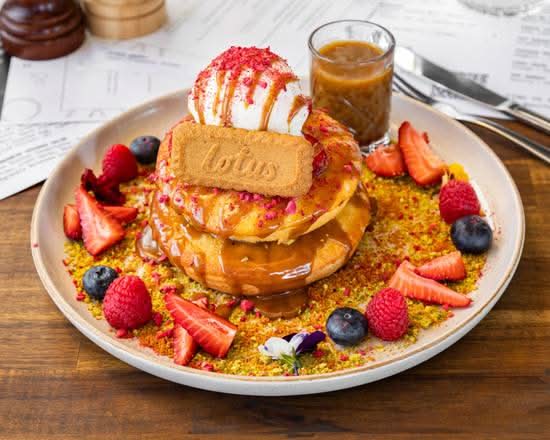 Biscoff Pancakes (V)