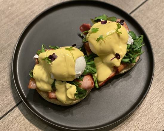Eggs Benedict