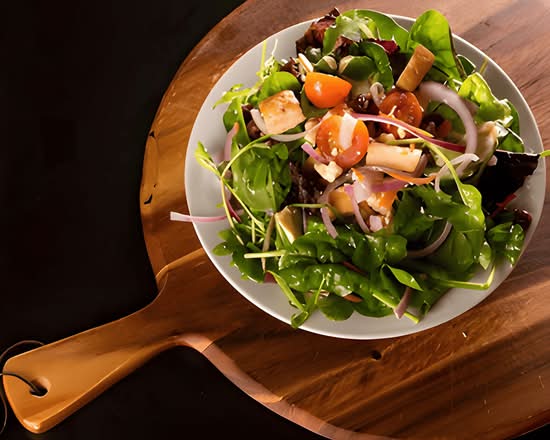 Crispy Broccoli Salad (V)