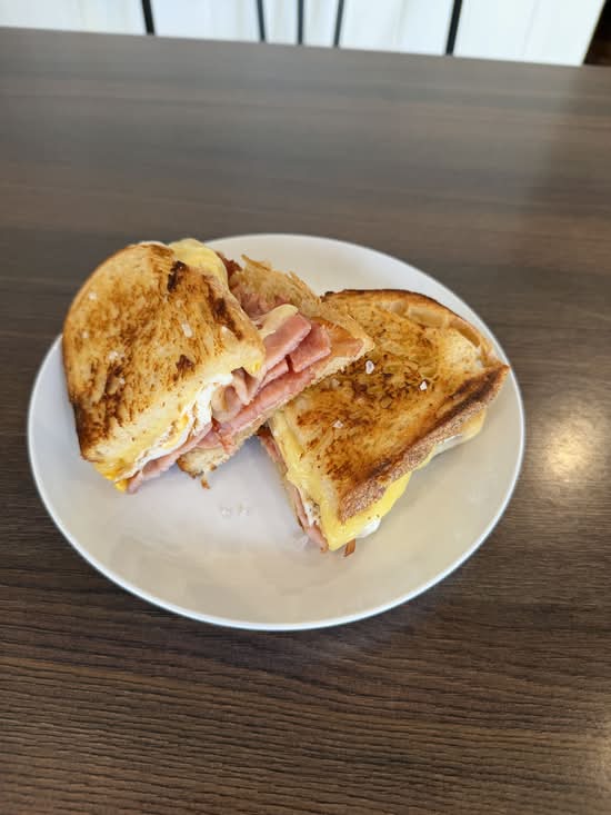 Cheesy Bacon & Egg toastie