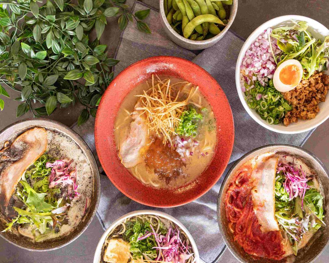 ZUROZURO RAMEN BAR cover