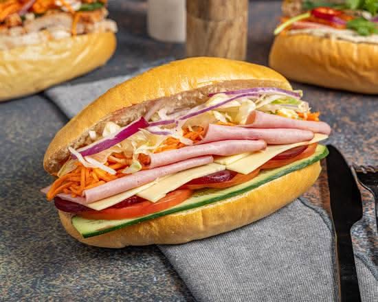 Ham, Cheese and Salad Roll