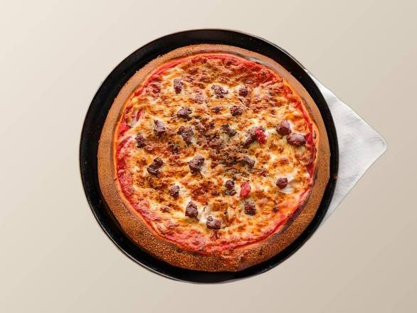 Beef Deluxe Pizza