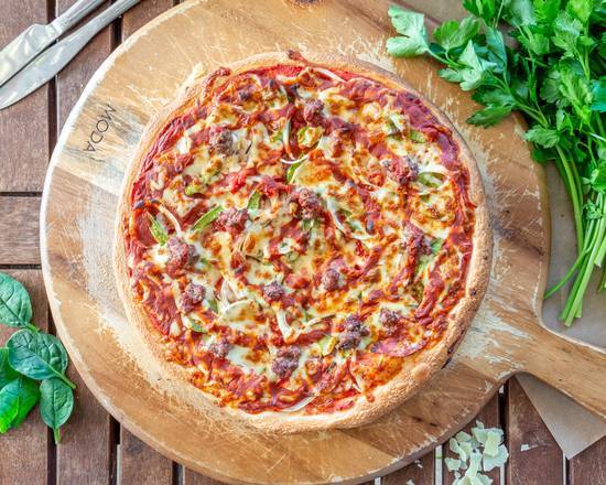 Tabasco Deluxe Pizza