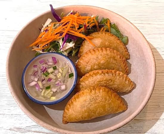 Chicken Curry Puff