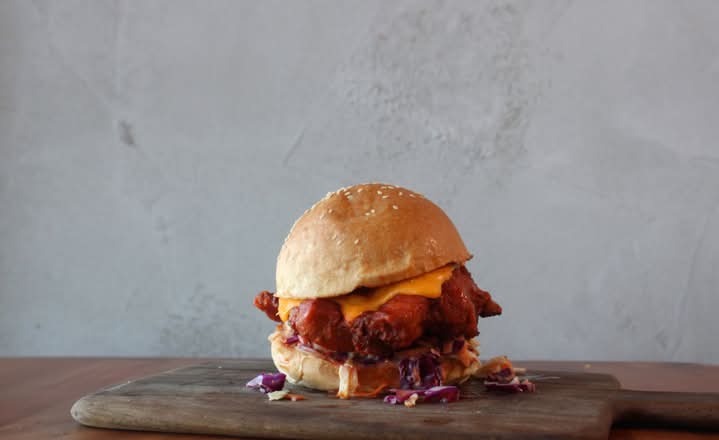 Buffalo Chicken Burger 🌶️