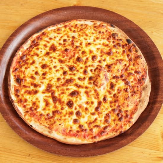 Sweet Chilli, Garlic And Cheese Pizza