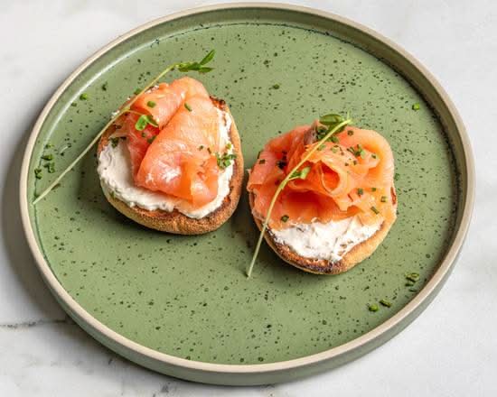 Smoked Salmon English Muffin